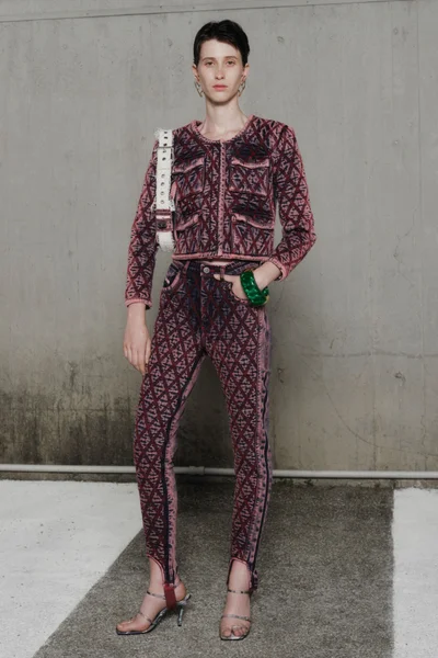 Look 27